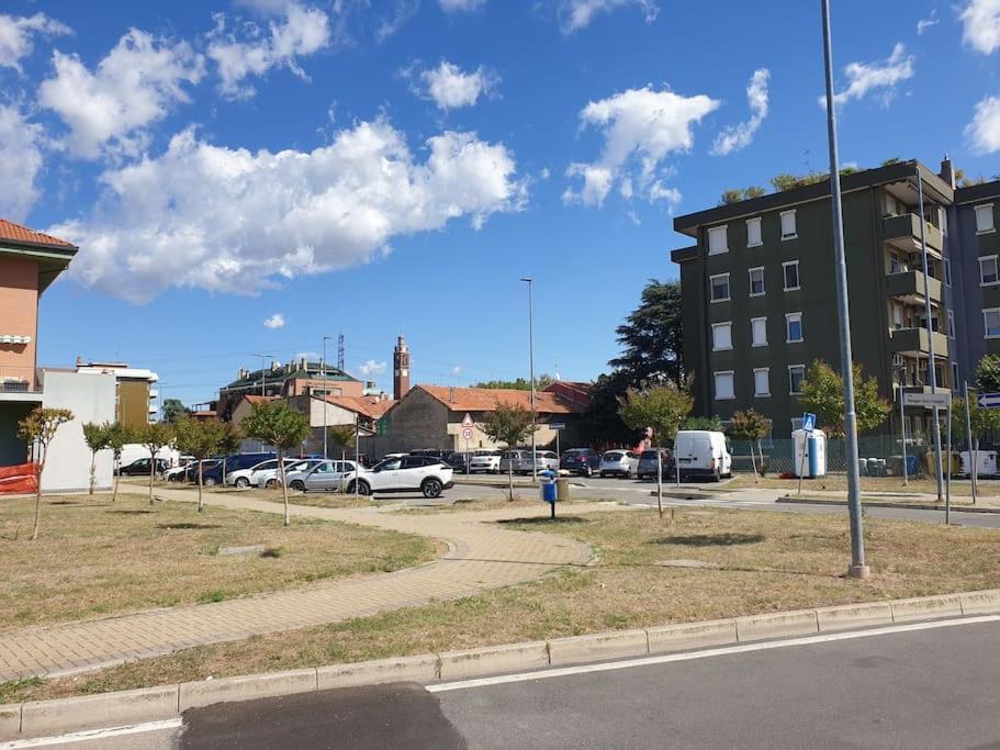 Casa Zuccherino Rho Bagian luar foto