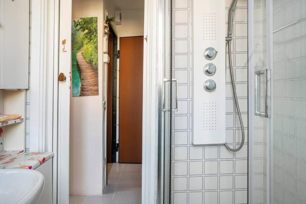 Casa Zuccherino Rho Bagian luar foto